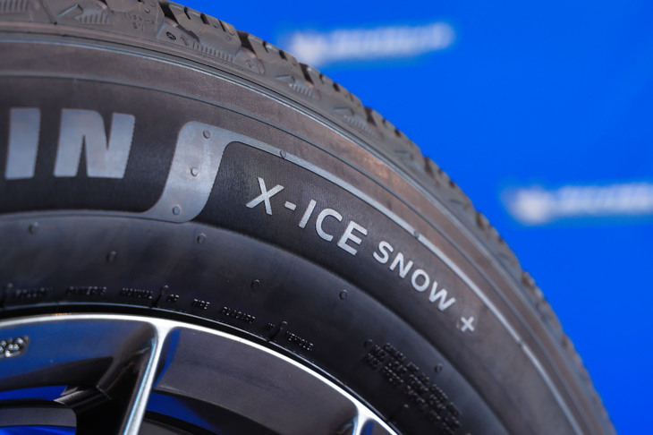 「X-ICE SNOW＋」のサイドウォール。