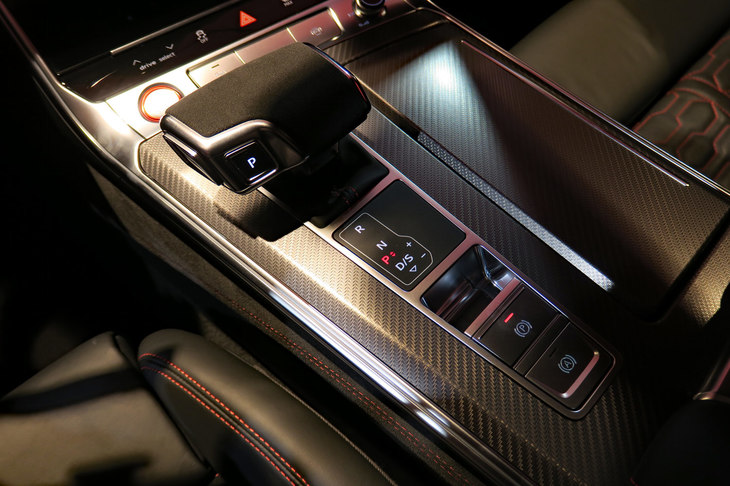 アウディRS 7スポーツバック（センターコンソール）