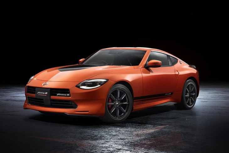 2023年10月下旬発売の純正アクセサリーパッケージにより、「フェアレディZカスタマイズドエディション」（写真）が再現できる。