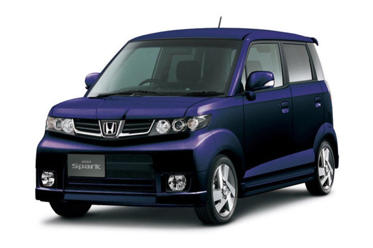 ホンダ ゼスト車検2027 年12月まで:走行距離 11万キロ 手で12:9万