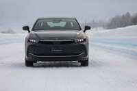 トヨタ・クラウン クロスオーバーG“アドバンスト・レザーパッケージ”