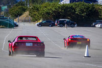 続いて、筆者の“赤い玉号”こと「328GTS」（左）との対決でも「488ピスタ」が圧勝！ これは当たり前。（写真＝木村博道）