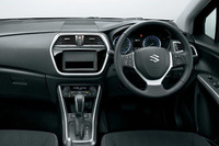 スズキ、「SX4 Sクロス」に一部仕様変更を実施の画像