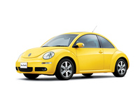 1994年の米デトロイトモーターショーで発表された「コンセプト1」を経て、1998年に市販モデルとして登場した「フォルクスワーゲン・ニュービートル」。