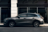 ホンダが北米向けの新型「HR-V」のデザインを発表　世界展開が予定されるコンパクトSUVの画像