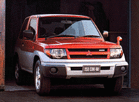 三菱パジェロio（イオ）新発売（6/16）の画像