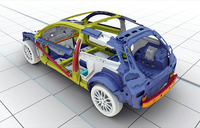 Mild SteelからUltra-high-strength steelまで、大きく6種類のスティールを使い分けるC30。短くなったリアのセイフティ構造にも配慮される。前席のダブル＆サイドエアバッグに加え、カーテンエアバッグも標準で装備する。（写真＝ボルボ・カーズ・ジャパン）