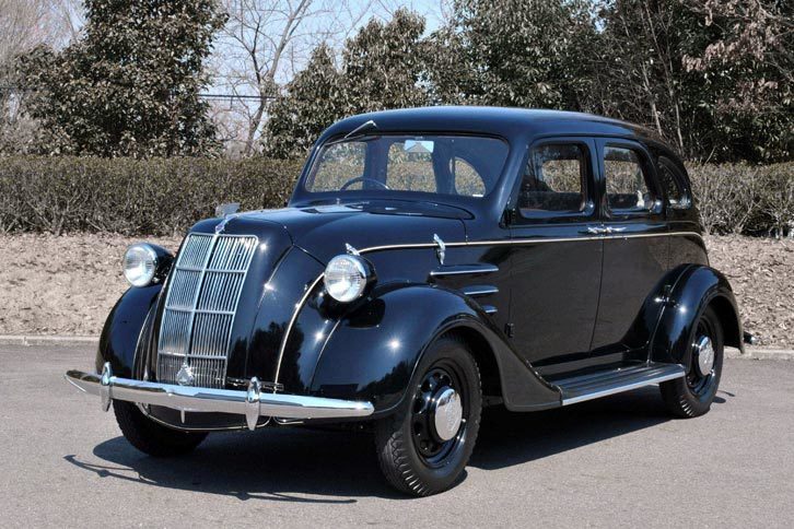 トヨタ自動車にとって初の量産型乗用車となった「トヨダAA型乗用車」。1936年に登場した。