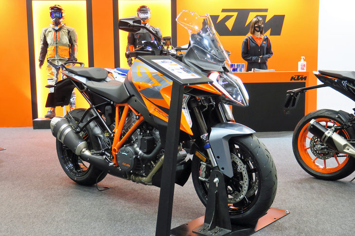 KTM 1290スーパーデュークGT
