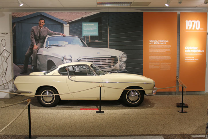 「ボルボ1800S」