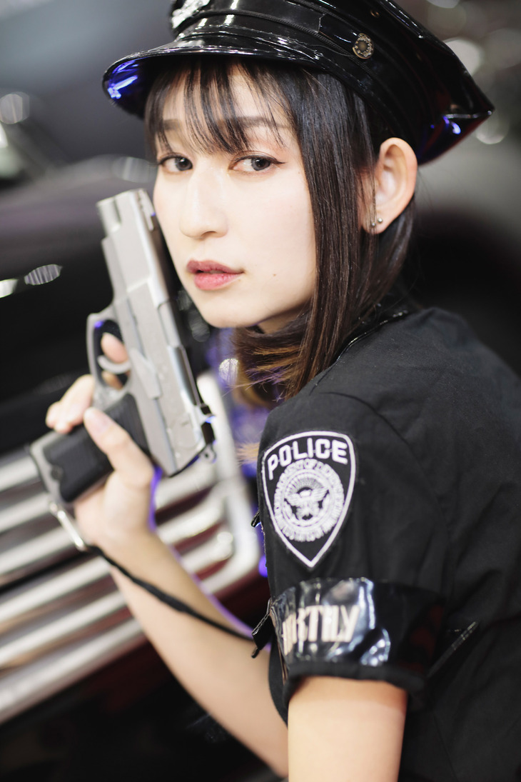 HEARTILYブースの服部留奈さん