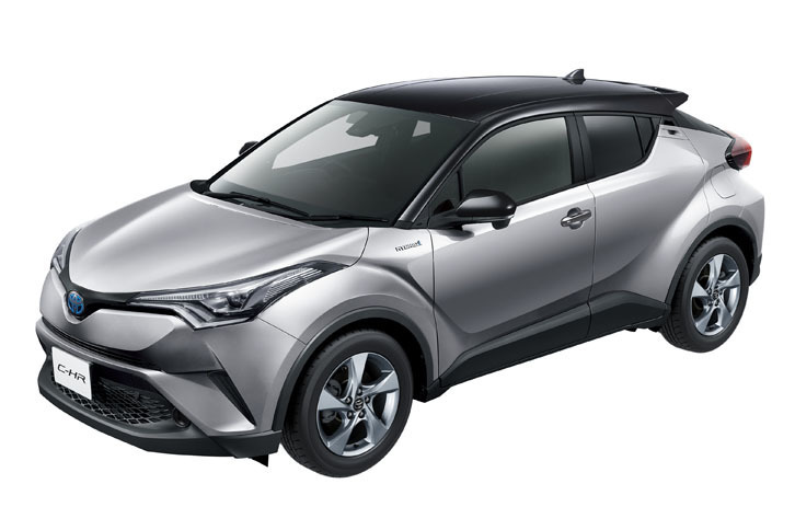 「C-HR S“LEDエディション」。こちらのボディーカラーは「ブラック×ホワイトパールクリスタルシャイン」。