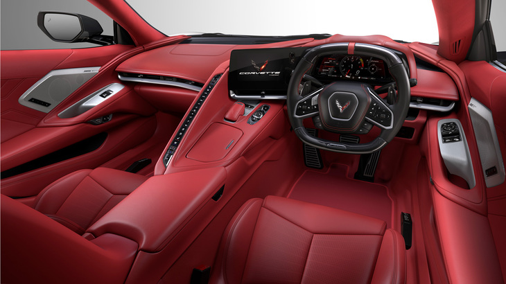 日本仕様のインテリアカラーは「アドレナリン ディップド」となる。