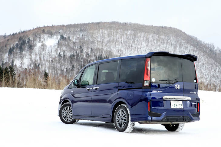 今回の試乗は、北海道・旭川～北見の高速道路とワインディングロードで行われた。