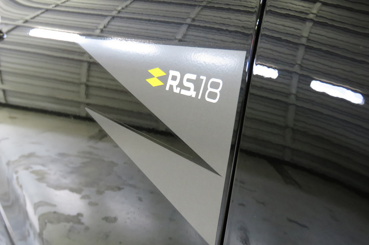 ルノー・ルーテシア ルノースポール18（エクステリア）