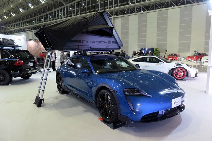 ポルシェ・タイカン クロスツーリスモ