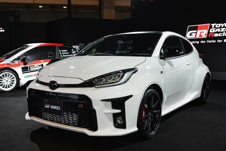 「トヨタGRヤリス」には1.5リッターエンジンとCVTを搭載したエントリーグレードも用意される。