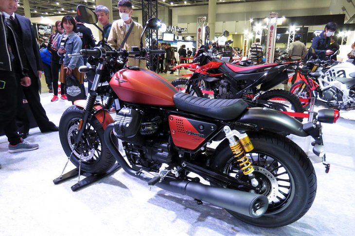 モト･グッツィV9ボバースポーツ