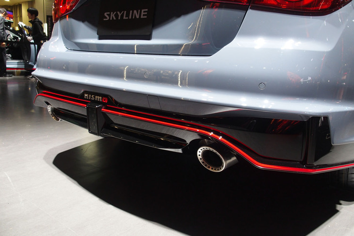 日産スカイラインNISMO