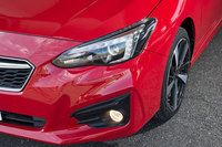 テスト車には運転支援システムの「アイサイト（ver.3）」に加え、ハイビームアシストや後側方警戒機能からなる、オプションの「アドバンスドセイフティパッケージ」が装備されていた。