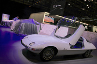 GFGスタイルのブースに飾られた1963年「ベルトーネ・シボレー・コーヴェア テスチュード」。2018年3月6日撮影。