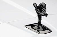 ロールス・ロイスが「カリナン シリーズII」のドレスアップ仕様「ブラックバッジ」を発表の画像