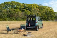 「三菱デリカミニ」の発売は2023年5月の予定。すでに予約受注を開始しているので、気になる人は近所の三菱ディーラーに足を運んでみよう。