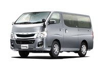 協業によって生まれる「三菱ふそう・キャンターバン」。
    