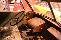 【写真6】「ピエール・フォール」の室内。カタログ上の最高速度は45km/h。航続距離は75kmだった。