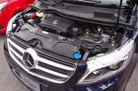 エンジンは、2.1リッター直4のクリーンディーゼルのみ。JC08モードの燃費は15.3km/リッター。