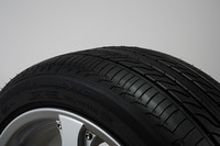 発売サイズは40から65シリーズの全30サイズ。