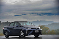 トヨタ・ミライ プロトタイプ（FF）【試乗記】の画像