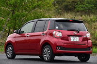 2016年4月に登場した3代目「ダイハツ・ブーン／トヨタ・パッソ」。写真はダイハツ版の上級モデル「ブーン シルク」の「Gパッケージ SA II」。