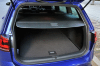 荷室の容量は605リッター。後席をたたむと最大1620リッターまで拡大される。（写真をクリックすると荷室のアレンジが見られます）