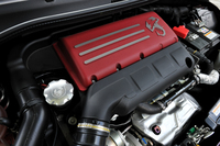 1.4リッター直4ターボエンジンはギャレット製1446ターボを備え、「トリブート フェラーリ」と同じ180psと25.5kgmを発生。