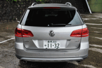 通常時の荷室容量は約588リッター。最大で約1716リッターまで拡大することができる。（写真をクリックするとシートの倒れるさまが見られます）