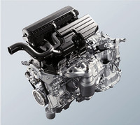 「ムーヴ」が搭載するKF型3気筒エンジン。NAの最高出力が52ps/6800rpm、最大トルクが6.1kgm/5200rpm、ターボの最高出力が64ps/6400rpm、最大トルクが9.4kgm/4000rpmという数値は、従来型と変わらない。