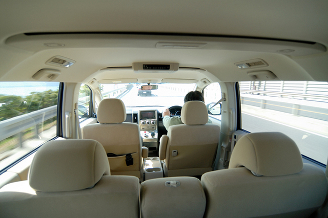 三菱デリカd 5 Gプレミアム 4wd Cvt ブリーフテスト 三菱デリカd 5 Gプレミアム 4wd Cvt Webcg