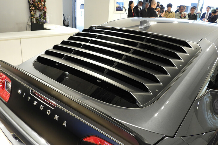 ミツオカM55ゼロエディション（リアガラスルーバー）