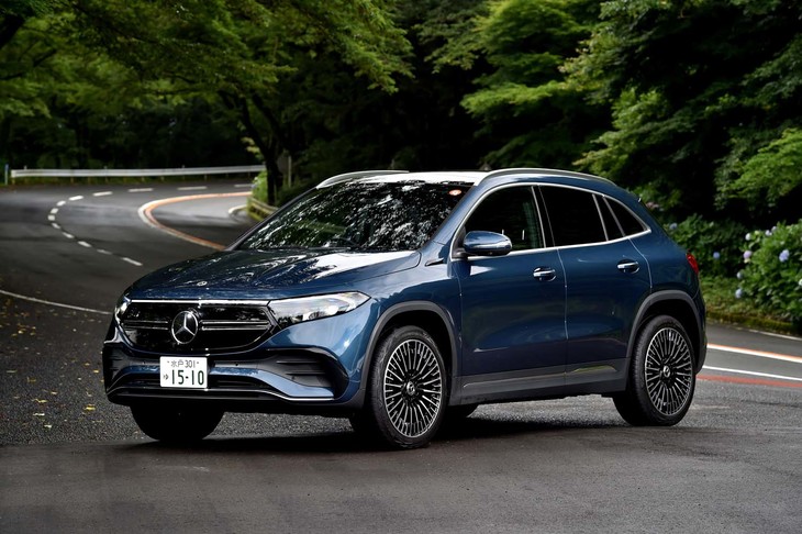 【メルセデス・ベンツEQA250のスペック】
	ボディーサイズ：全長×全幅×全高＝4465×1850×1625mm／ホイールベース：2730mm／車重：2030kg／駆動方式：FWD／モーター：交流誘導電動機／最高出力：190PS（140kW）/3600-1万0300rpm／最大トルク：370N・m（37.7kgf・m）/1020rpm／タイヤ：（前）235/45R20 100T XL／（後）235/45R20 100T XL（コンチネンタル・エココンタクト6）／一充電最大走行可能距離：422km（WLTCモード）／交流電力量消費率：181Wh/km（WLTCモード）／価格：640万円
	
	【取材時の電費データ】
	テスト距離：286.0km（市街地1：高速道路7：山岳路2）／消費電力量：--kWh／参考電力消費率：4.8km/kWh（車載電費計計測値）