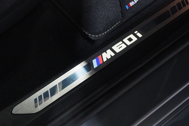 BMW X7 M60i xDrive（Mパフォーマンスパーツ装着モデル