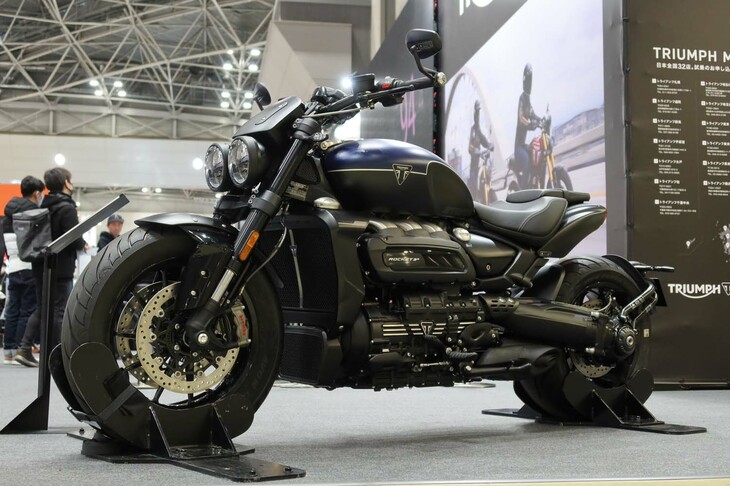 トライアンフ・ロケット3 Rストーム