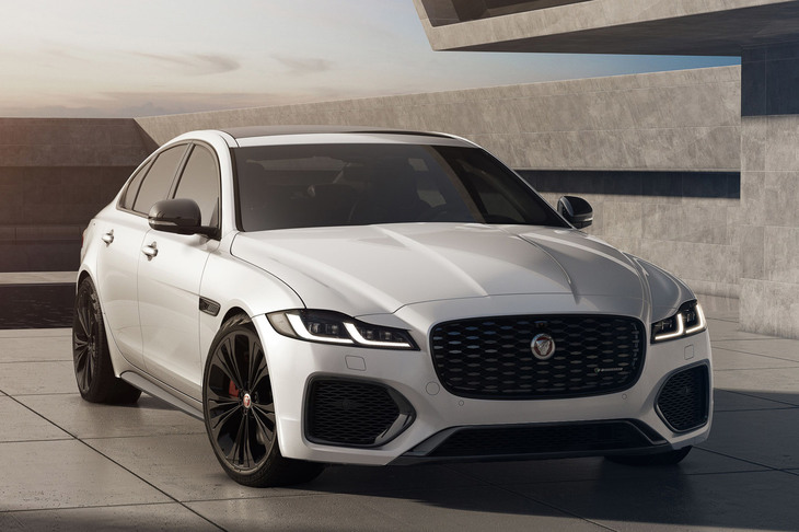 ジャガーXF R-DYNAMICブラック