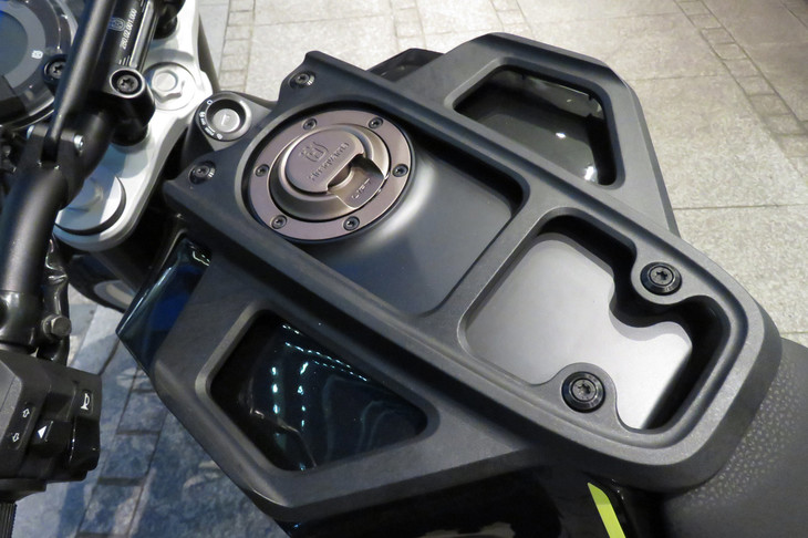 ハスクバーナ・スヴァルトピレン401