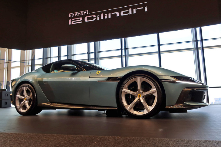フェラーリ12チリンドリ