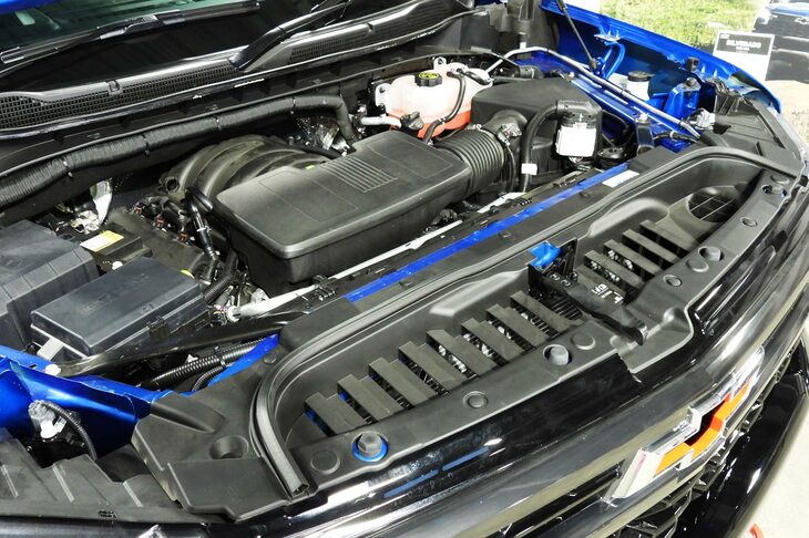 シボレー・シルバラードZR2（6.2リッターV8 OHVエンジン）