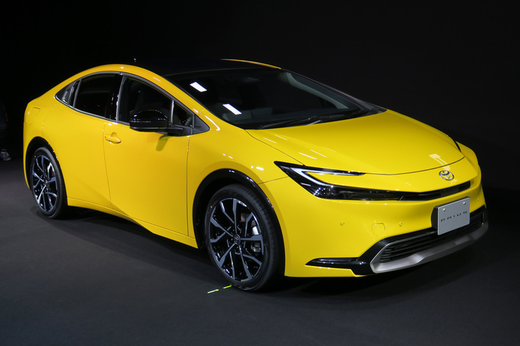 トヨタ・プリウス2.0L PHEVプロトタイプ（エクステリア）