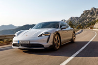 ポルシェが「タイカン クロスツーリスモ」を発表　電動の高性能クロスオーバーが登場の画像