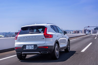 WLTCモードの燃費値は14.0km/リッター。一充電あたりの最大EV走行距離（充電電力使用時走行距離）は45.6kmと発表されている。