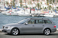 「BMW 5シリーズ・ツーリング」に4.8リッターV8搭載の最上級グレードの画像